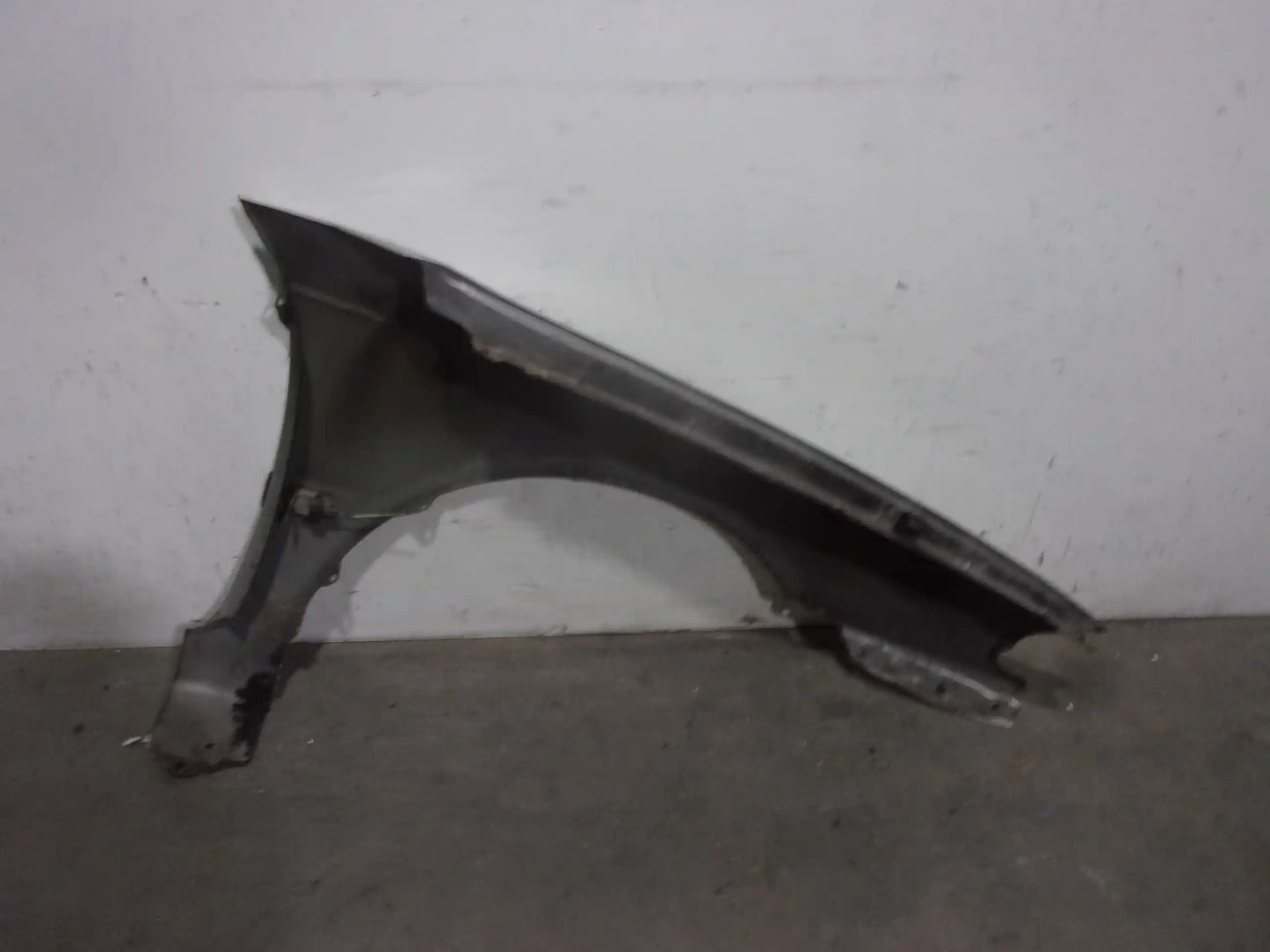 Guarda Lamas Esquerdo 5381205030 | Toyota Avensis T22