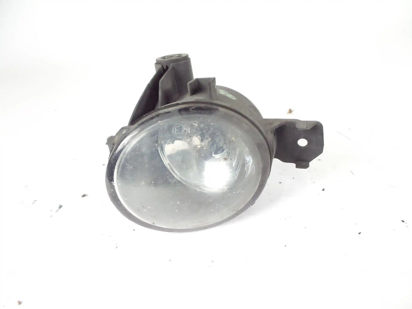 Luz antiniebla derecha | BMW X3 E83