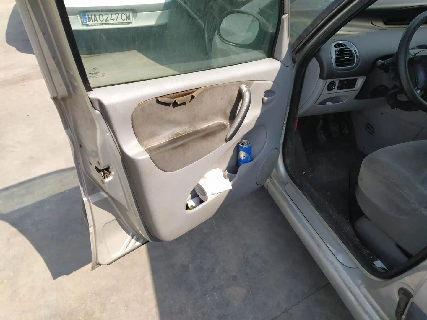 Quartela da Porta Frontal Esquerda | Citroen Xsara Picasso