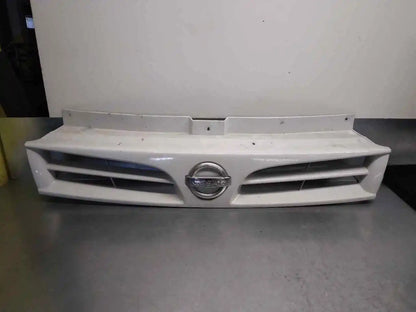 Front Grille | Nissan Primastar (X83) 