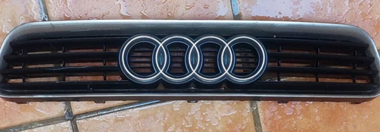 Parrilla frontal | Audi A3 8L