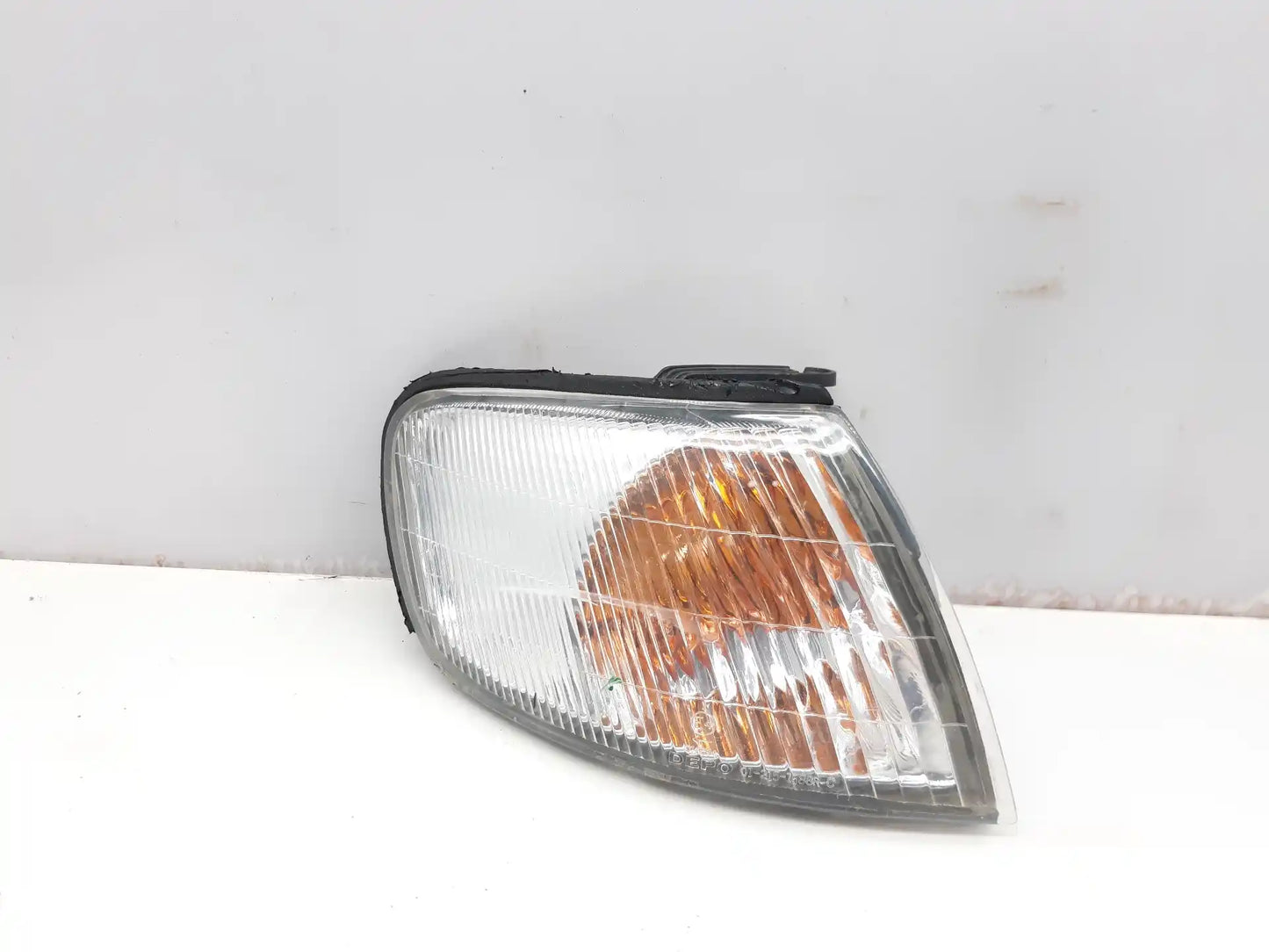 Front Right Turn Signal | Nissan Almera N15 