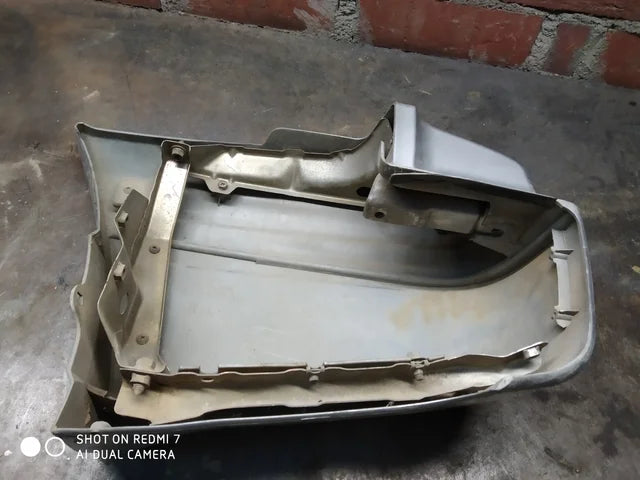 Rear Bumper Right Corner | Mitsubishi Pagero 