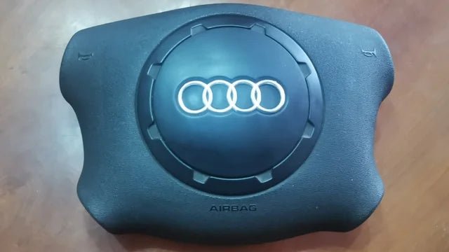 Steering wheel + Airbag | Audi A3 (8L) 