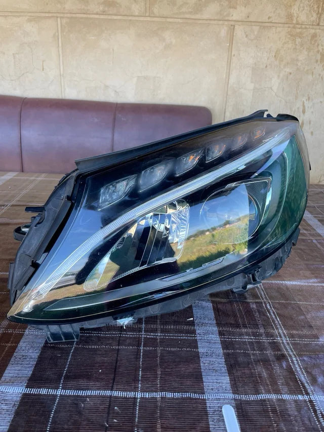 Left Headlight | Mercedes C-Class (W205) 