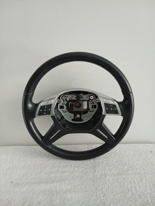 Steering wheel | Mercedes C-Class W204 